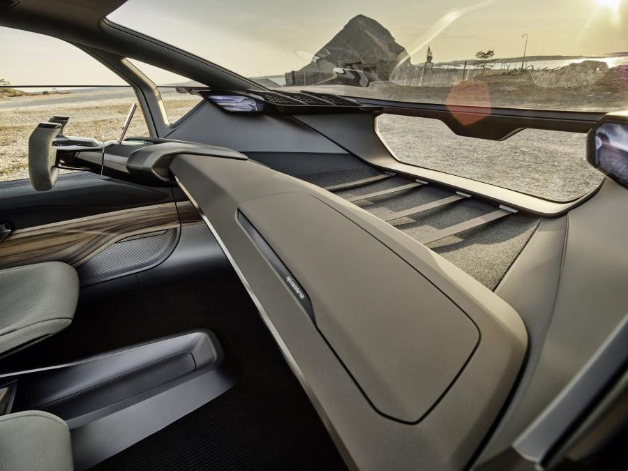 Интерьер Audi AI:TRAIL Quattro 2019 года  (фото 33 из 40)
